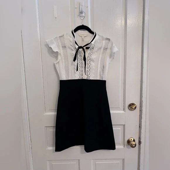 Maje Runo Two-Tone Lace-Inset Mini Dress size small new with tags - Picture 4 of 10